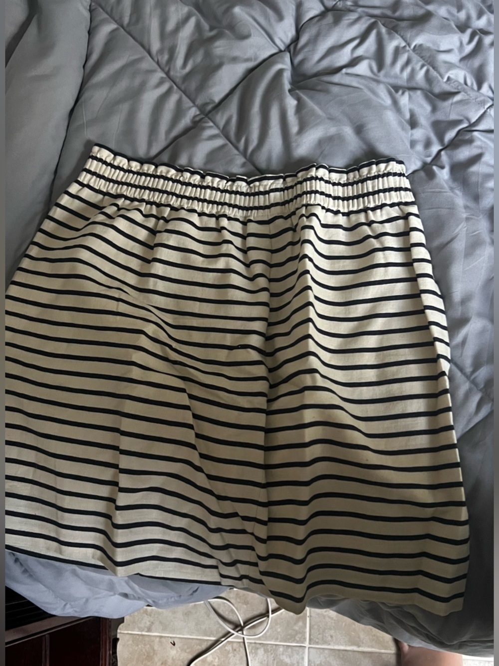 J.Crew Striped Pull-On Skirt | Size 10 | Navy & Cream Elastic Waist